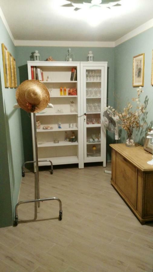 A Casa Di Patty Apartment ลุคคา ภายนอก รูปภาพ
